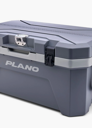PLANO Frost Cooler 32 QT