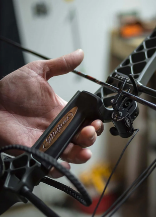 MATHEWS Grip, Focus