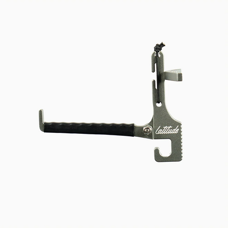 Latitude Bite Bow Hanger Gray